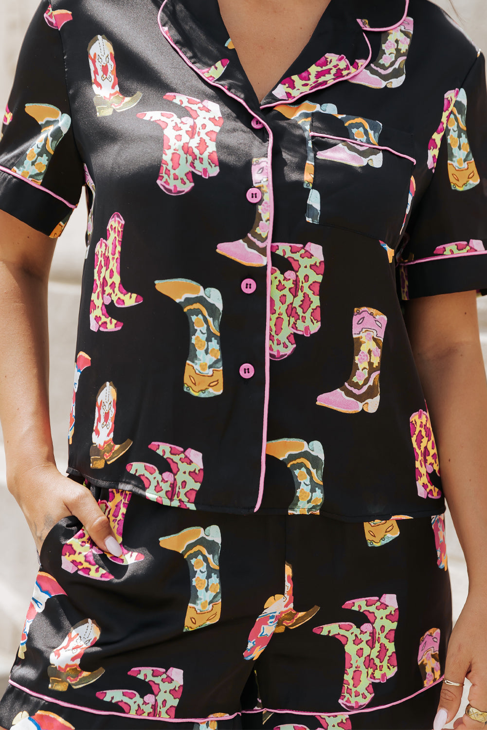 Black Western Boots Print Valentine’s Pajama Set – Short Shirt & Shorts