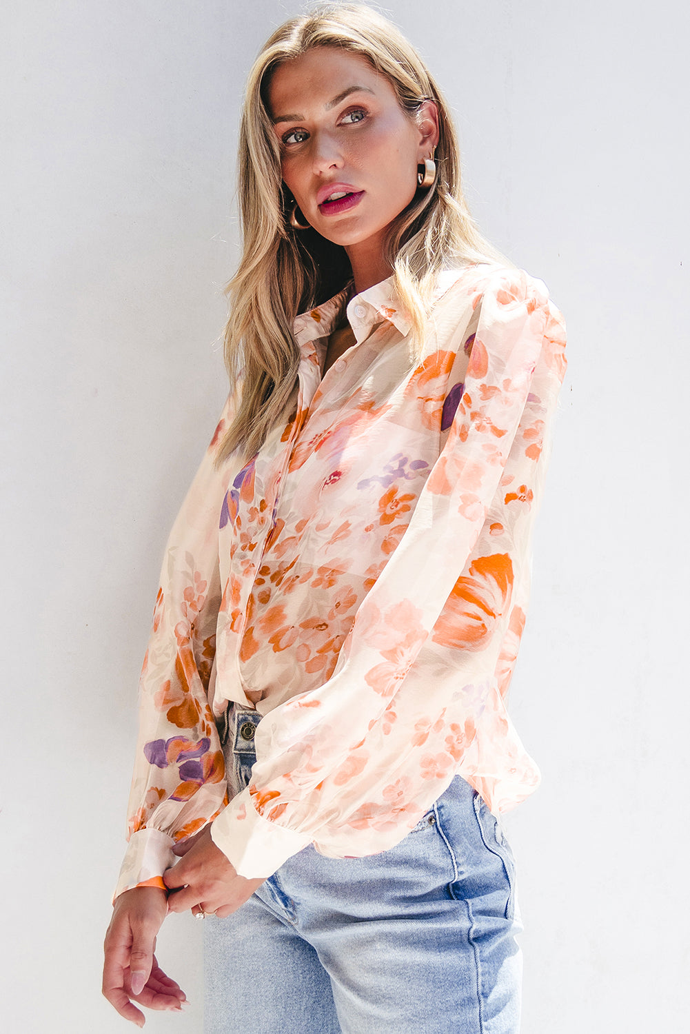 Feminine floral print shirt