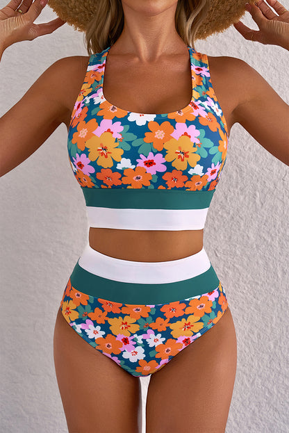 pool party outfit