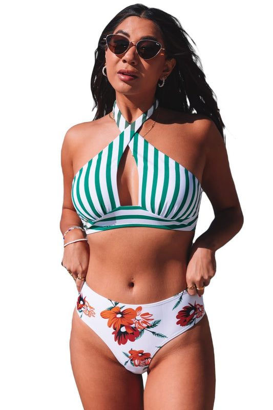 Bold Beach Style








